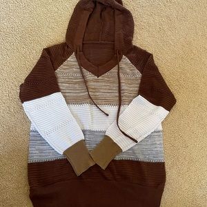 New stripe sweater w hood.